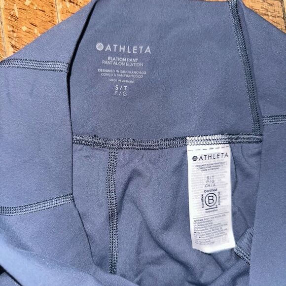 Athleta Elation Athleisure gray weekender S athletic pants - Picture 3 of 4